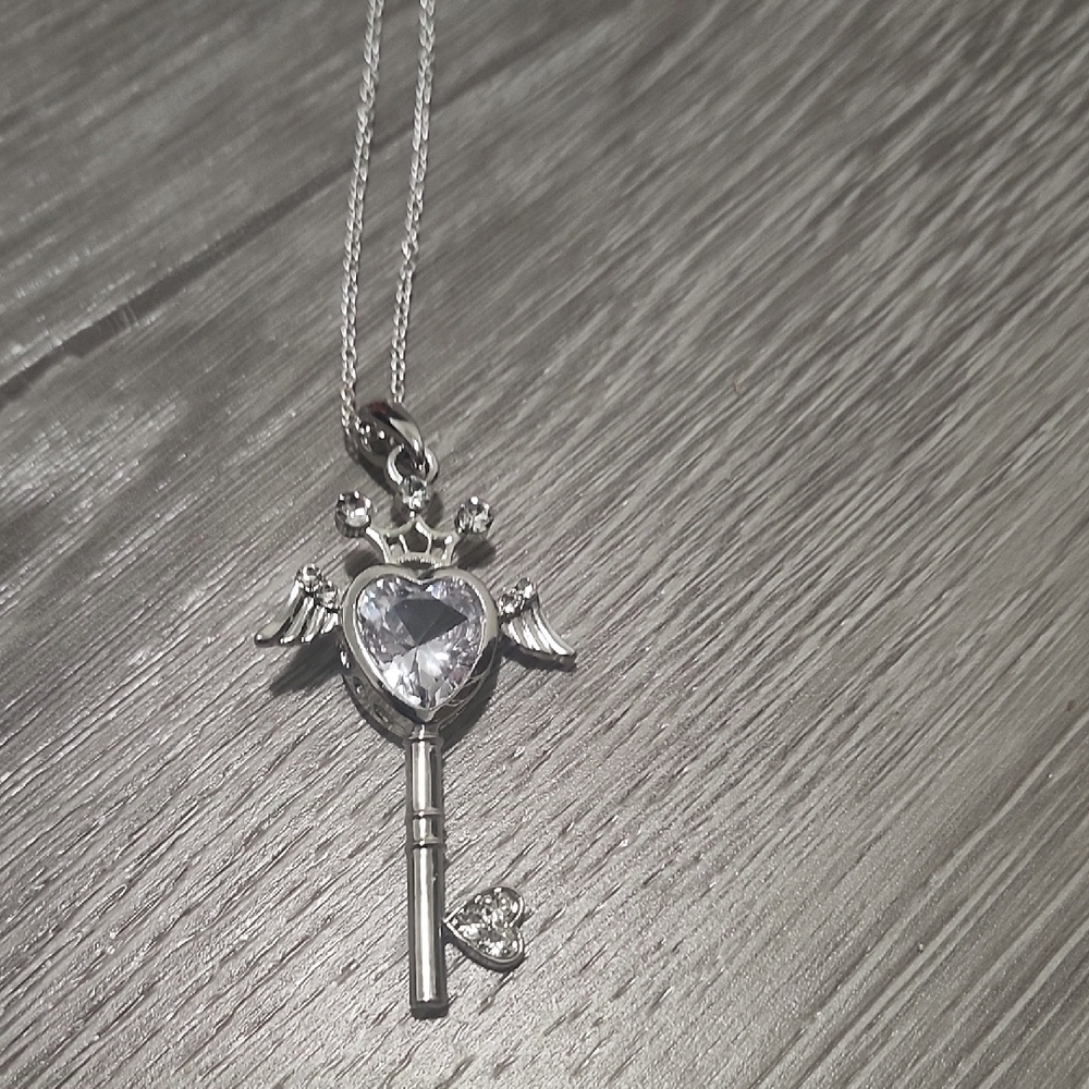 Handcrafted Celestial Heart Key Necklace - Picture 4 of 6